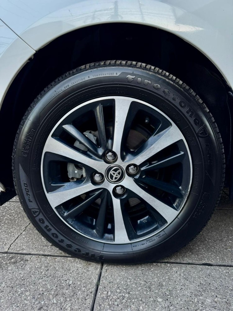 Toyota Yaris S — foto 9